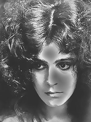 - La belle androïde de Blade Runner -