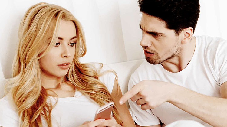 Il ou elle me trompe : je le sais grâce à son téléphone
