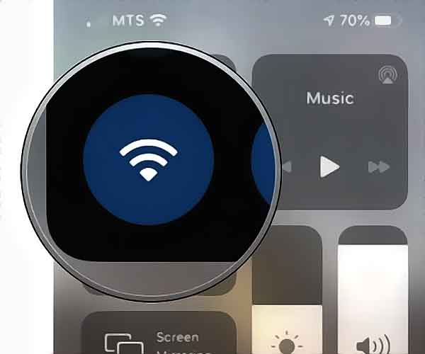 Pour activer Airdrop, appuyez longuement sur le bouton Wifi