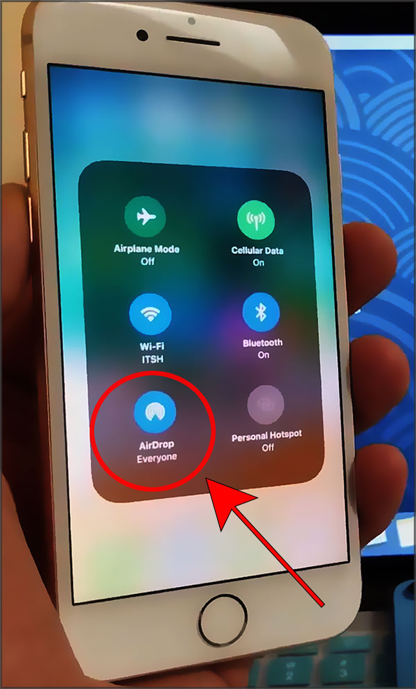 Activez AirDrop sur votre iPhone