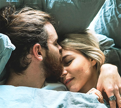 J'adore ma femme : Je lui fais un câlin
