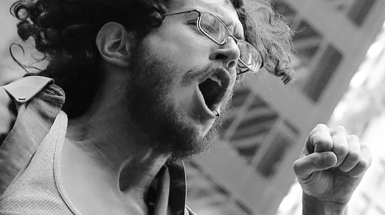 manifester pour la liberte d expression