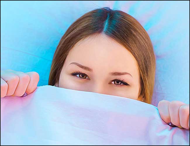 Femme timide sexuellement