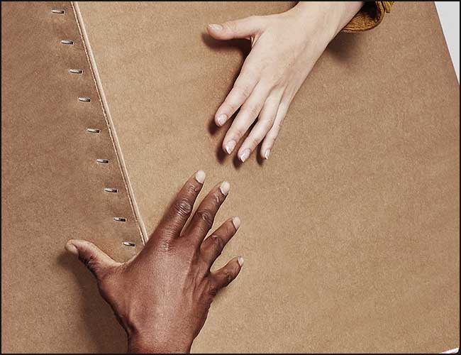 Se serrer les mains en signe de confiance
