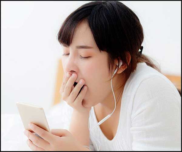 S'endormir devant son téléphone