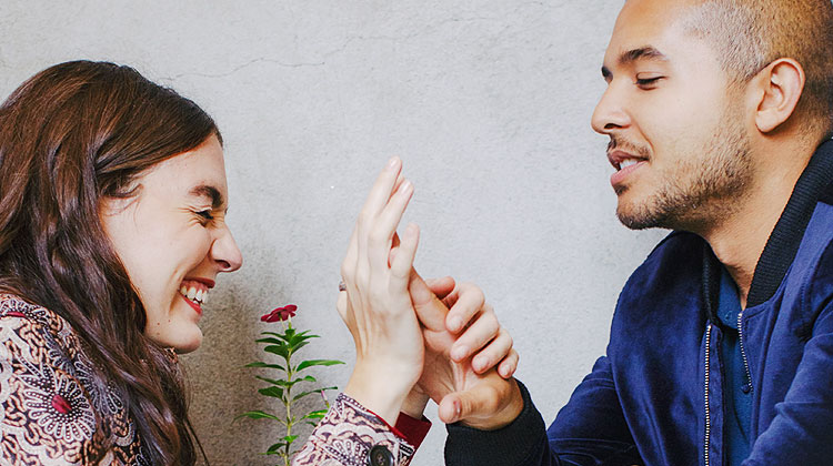 deux amis deviennent amoureux
