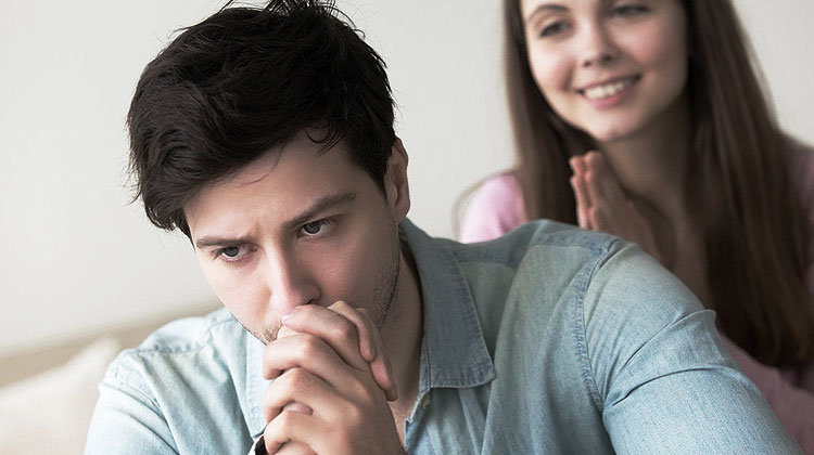 Une femme qui adore un type de mec