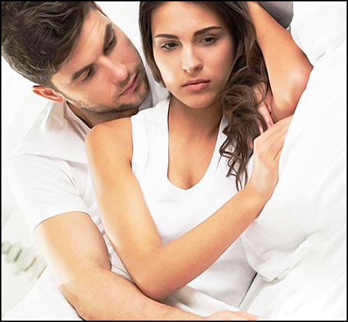 Une femme refuse de faire l'amour à son mari