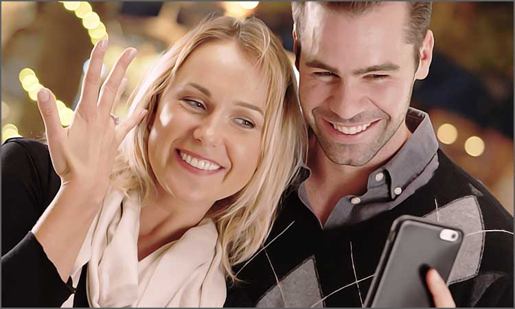 femme nouvellement mariee montre son couple sur les reseaux