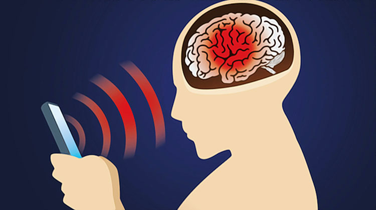 Un telephone mobile emet il ondes radio