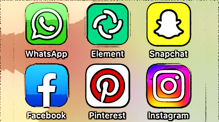 differences whatsapp et facebook messenger