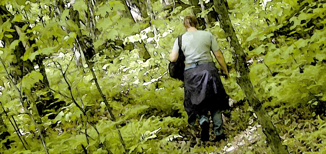 femme perdue en foret