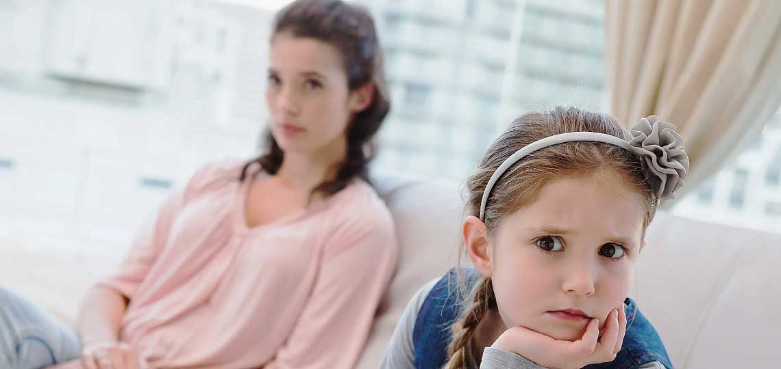 une mere et sa fille fachees