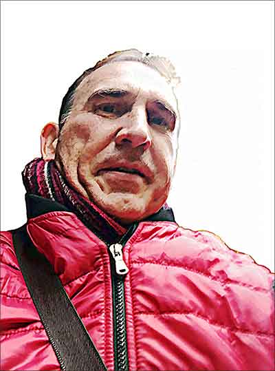 Grégory Hénique, auteur de untelephone.com