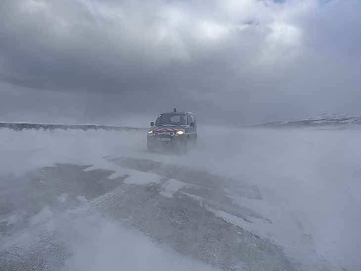 vehicule gendarmerie a miquelon 975